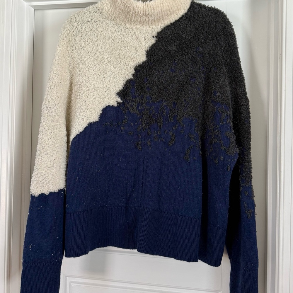 Lululemon Colorblock Turtleneck Sweater
